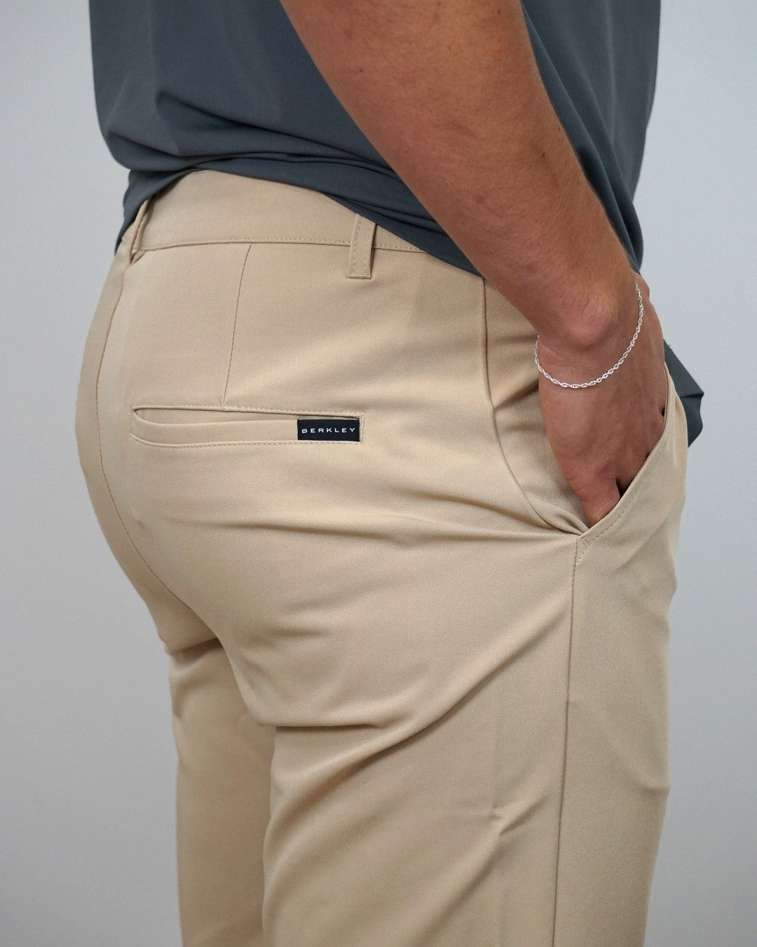 Berkley Golf - Men's Performance Golf Shorts - Beige
